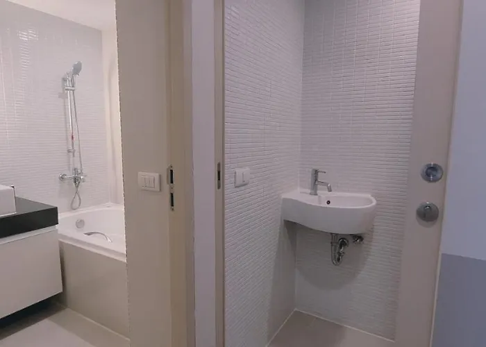 Hotel Twenty Three 3*